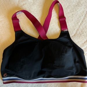 Livi by Cacique sports bra 40DDD
